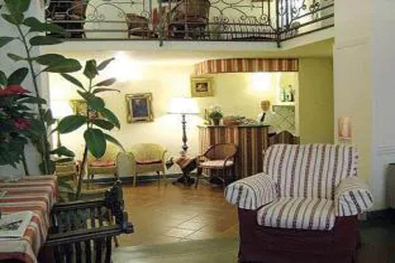 Hotel Unicorno Florence Ngoại thất bức ảnh
